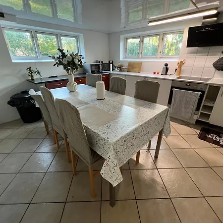 Casa De Rainer 8 *